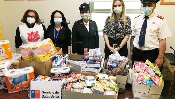 Colegio Ejército de Salvación realizó donativo para pacientes del Hospital Regional de Arica