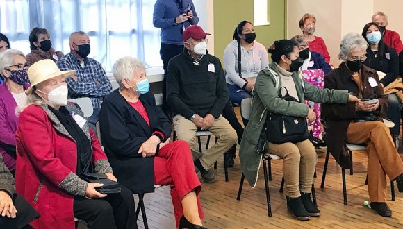 Arica: Personas mayores conmemoraron el Día del Alzheimer con charlas educativas
